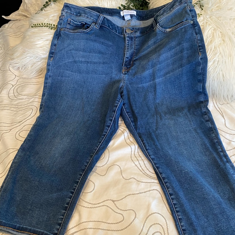 Women’s Plus Lane Bryant Medium Wash Straight Jean size 20